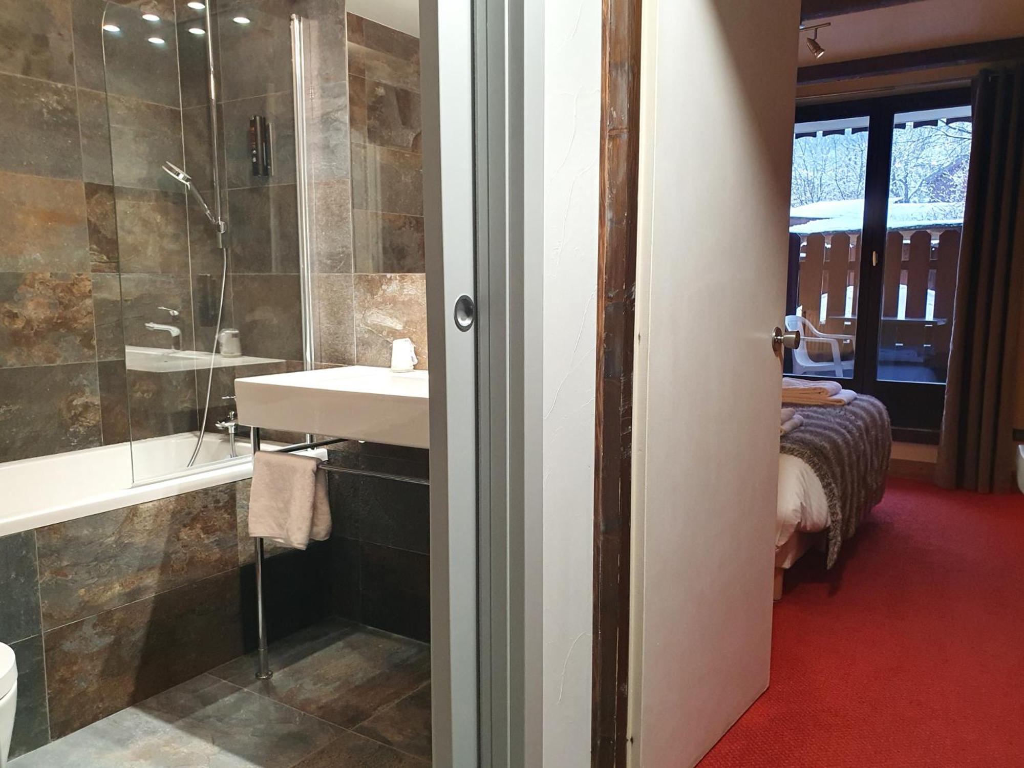 Chalet Hotel Du Bois Ле-Уш Екстер'єр фото